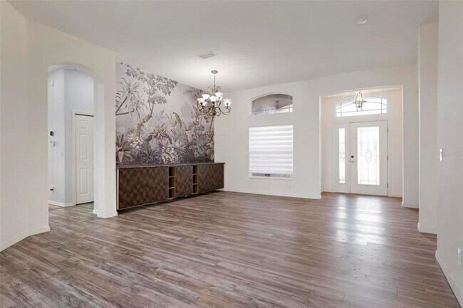 Building Photo - 6121 46th Ln E