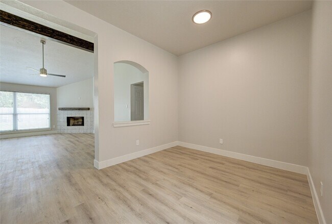 Building Photo - 4931 Lake Catherine Ct