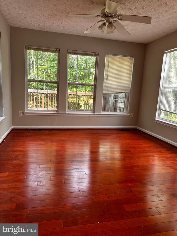 Building Photo - 2722 Thornbrook Ct