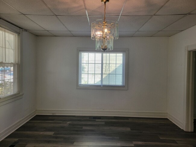 Building Photo - Remodeled bungalow in Church Hill with 3 bedrooms and 1 full bath