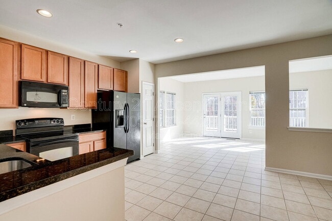 Building Photo - 23515 Forest Haven Way