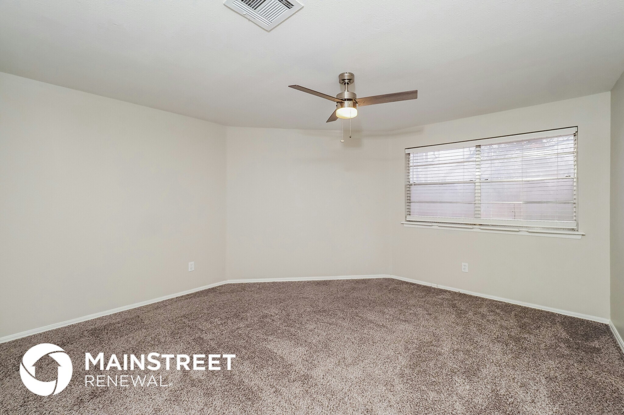 Building Photo - 8112 NW 30th St