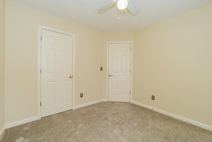 Building Photo - 407 Glenleigh Dr