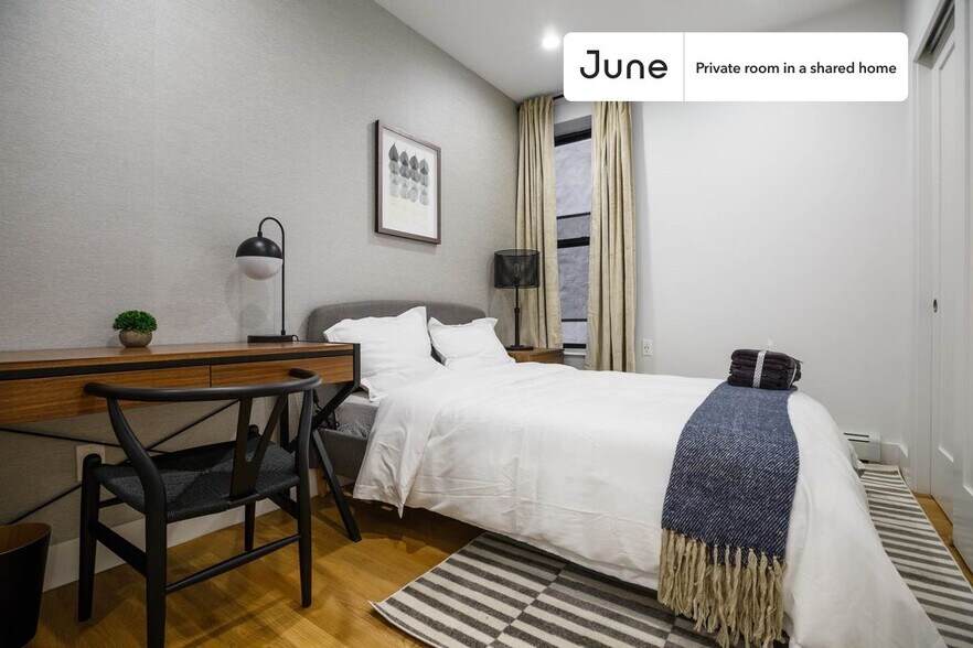 Primary Photo - Room in Shared 4 bed/1.5 bath home