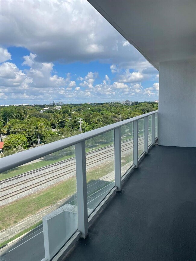 Building Photo - 4250 Biscayne Blvd