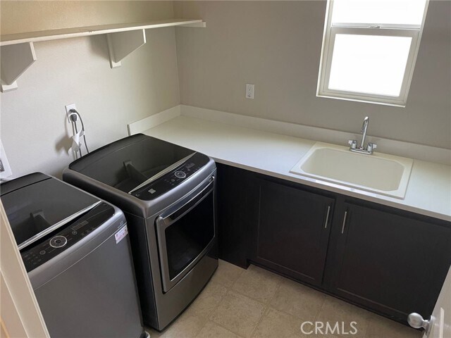 Building Photo - 30560 Green Vista Dr