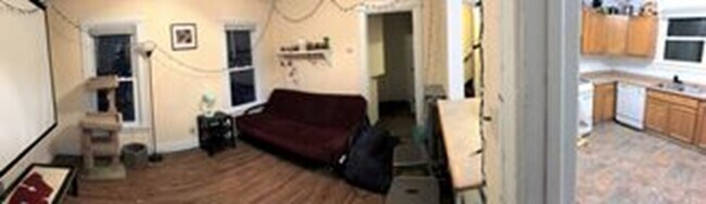 Building Photo - 117 N Bedford St