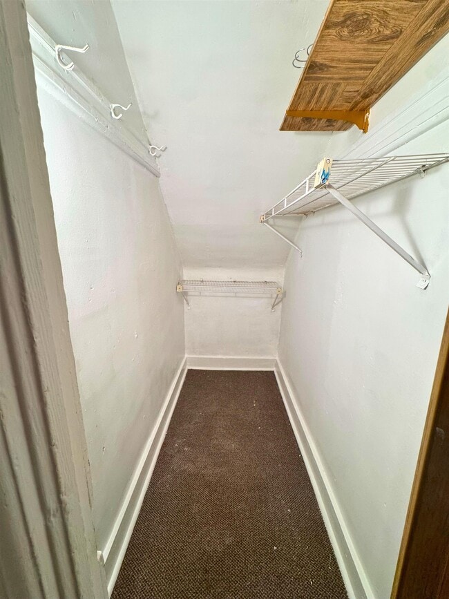 Building Photo - 186 Avenue C