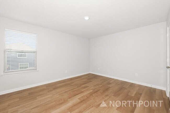 Building Photo - 5 BR/2.5BA | Updated Single Family Home | 2-Car Garage Parking | In Venus!