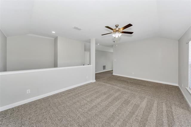 Building Photo - 11524 Leeson St