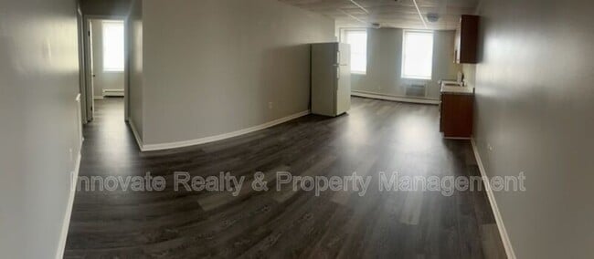 Building Photo - 29 Logan Ave