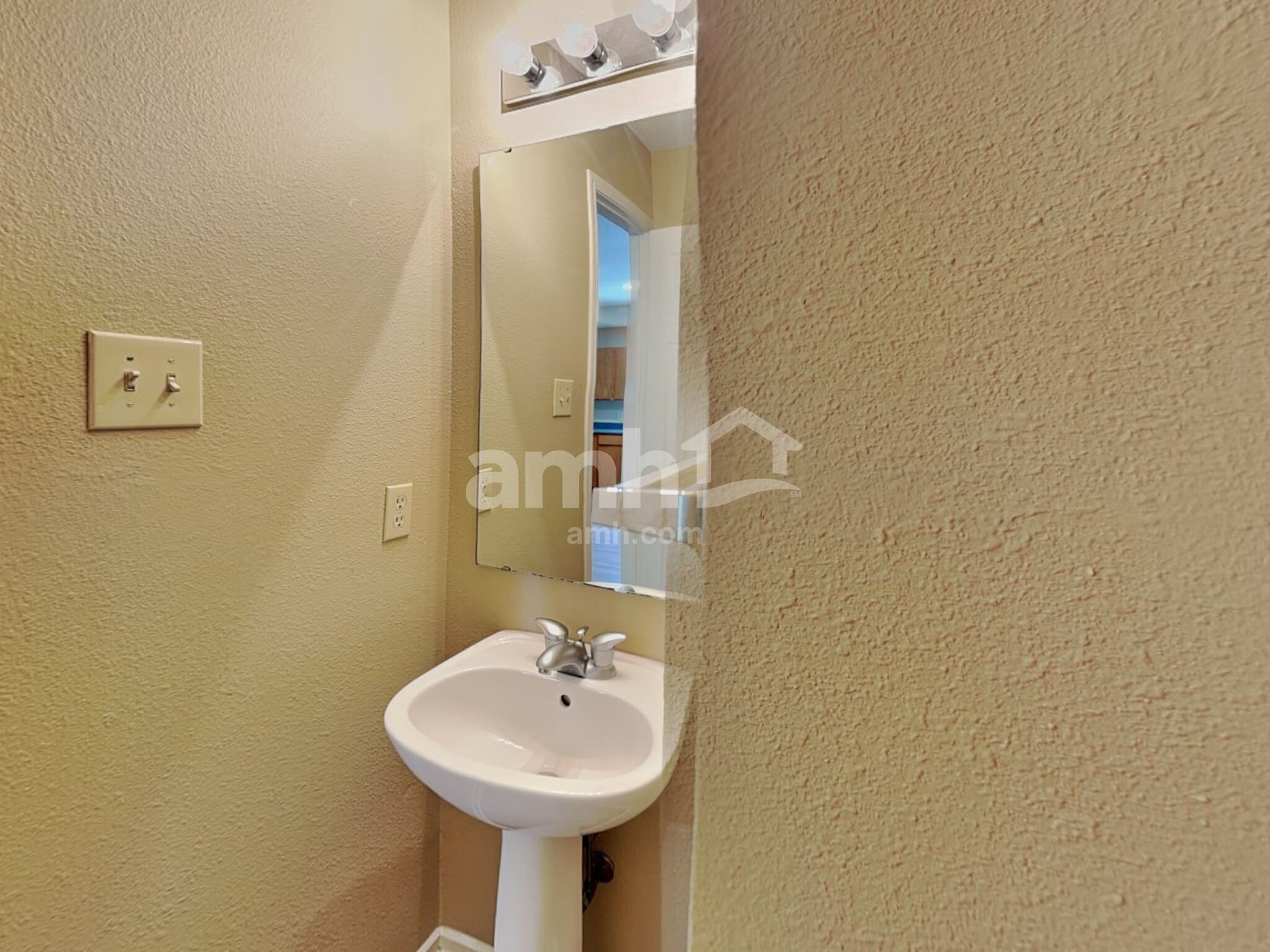 Building Photo - 13426 Allegiance Dr