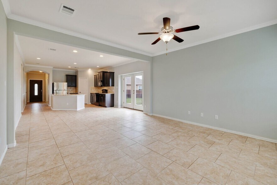 Building Photo - 1300 Camino Ct