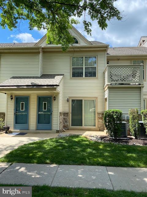 Building Photo - 2211 Foxmeadow Dr