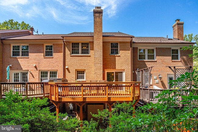 Building Photo - 7947 Hidden Bridge Dr