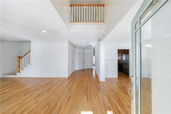 Building Photo - 970 Samples Ln NW