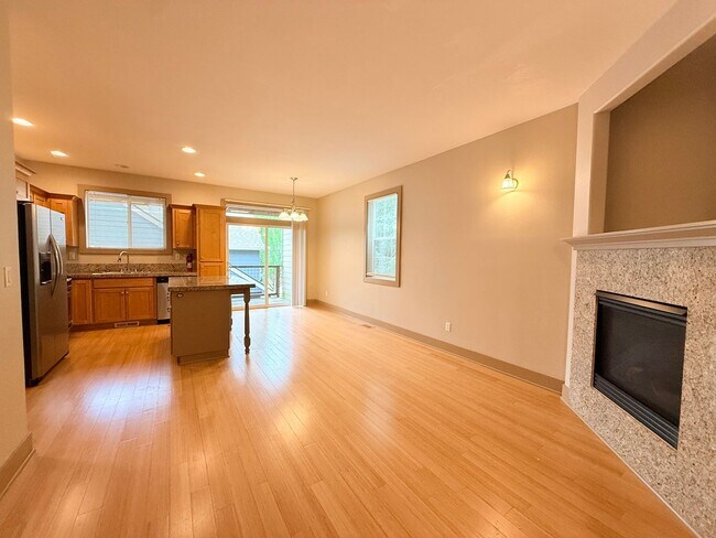 Building Photo - 9554 SW 153rd Ave