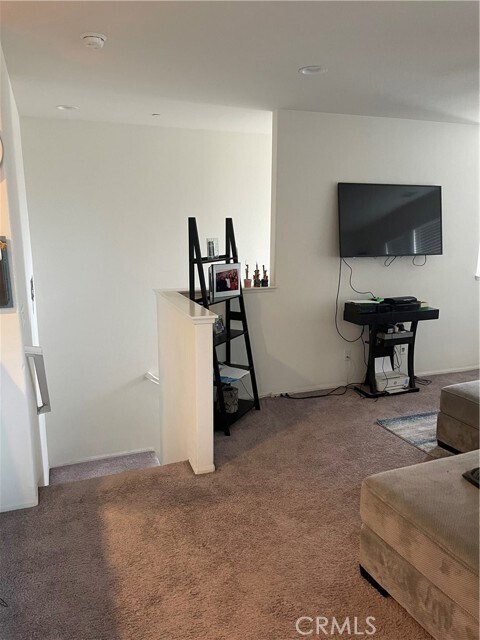 Building Photo - 16001 Chase Rd