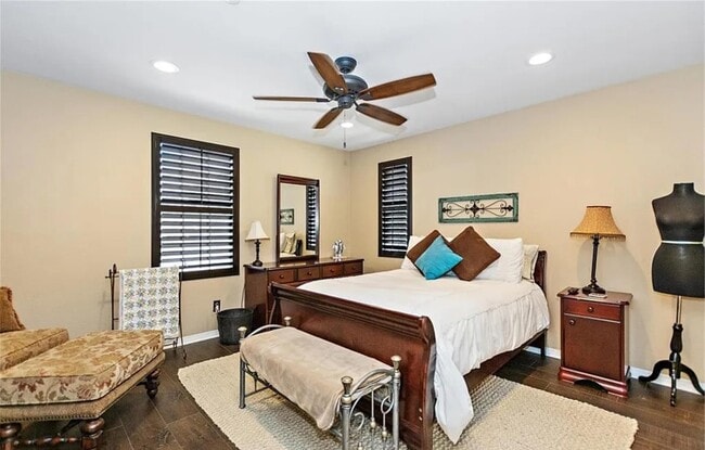 Building Photo - 418 Vista Dr