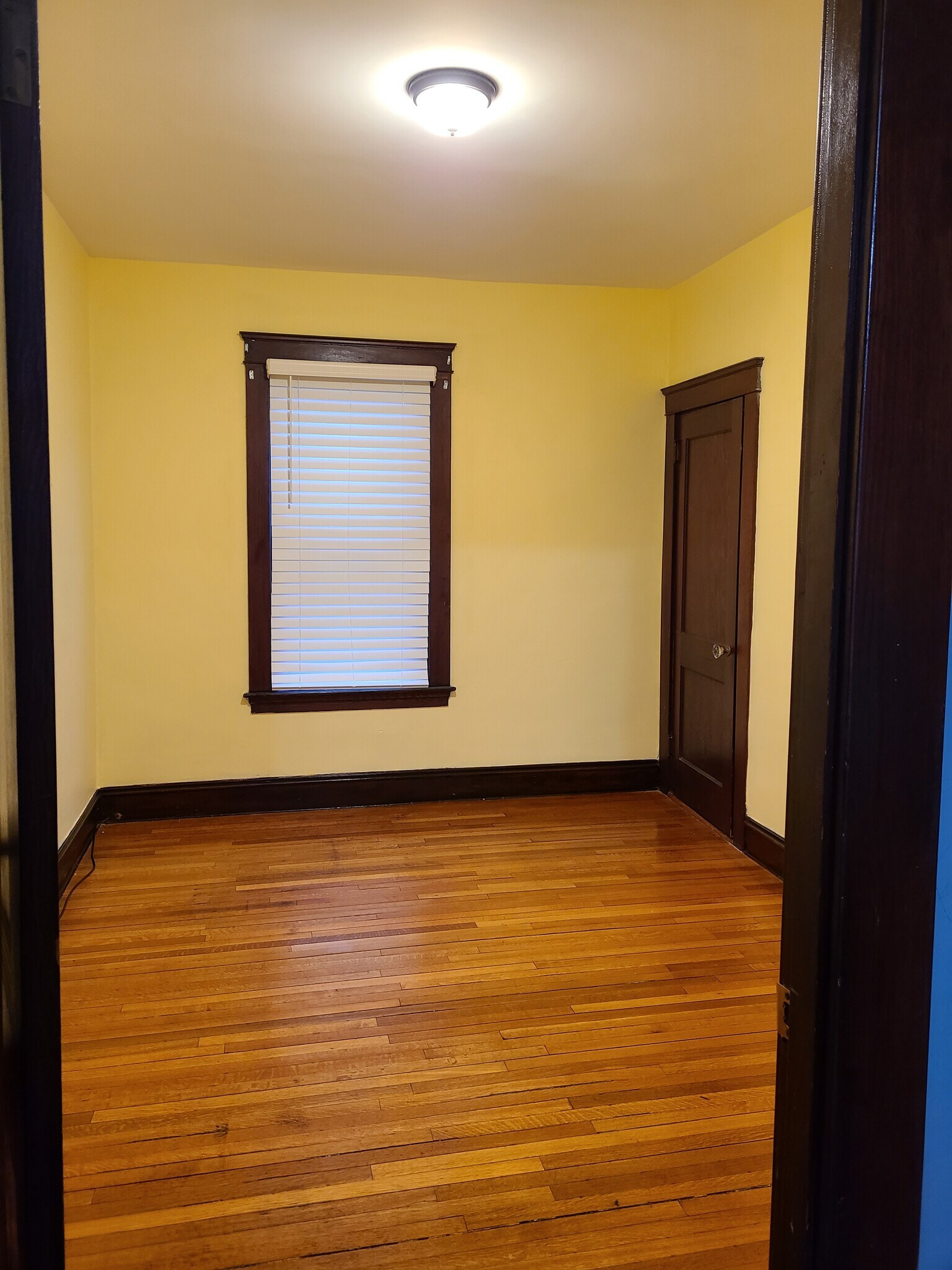 Building Photo - 466 Locust St
