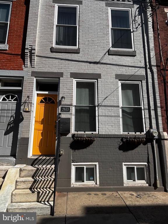 Building Photo - 2633 Earp St
