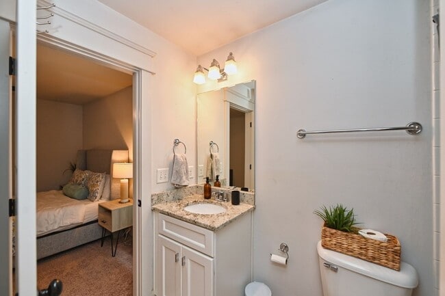 Building Photo - **NEWER HOME IN THE HEART OF EAST NASHVILL...