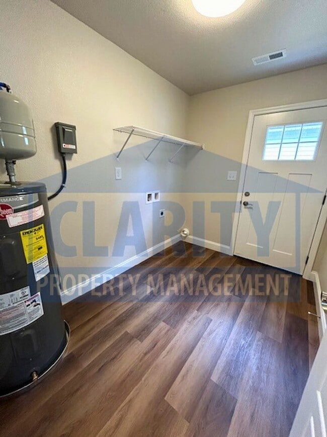 Building Photo - ***Coming soon!!***