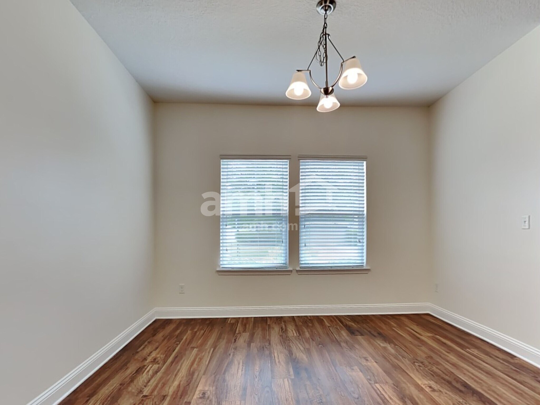 Building Photo - 644 Sunny Stroll Dr