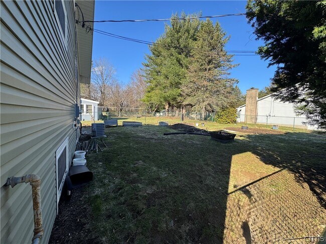 Building Photo - 2221 Mott Rd