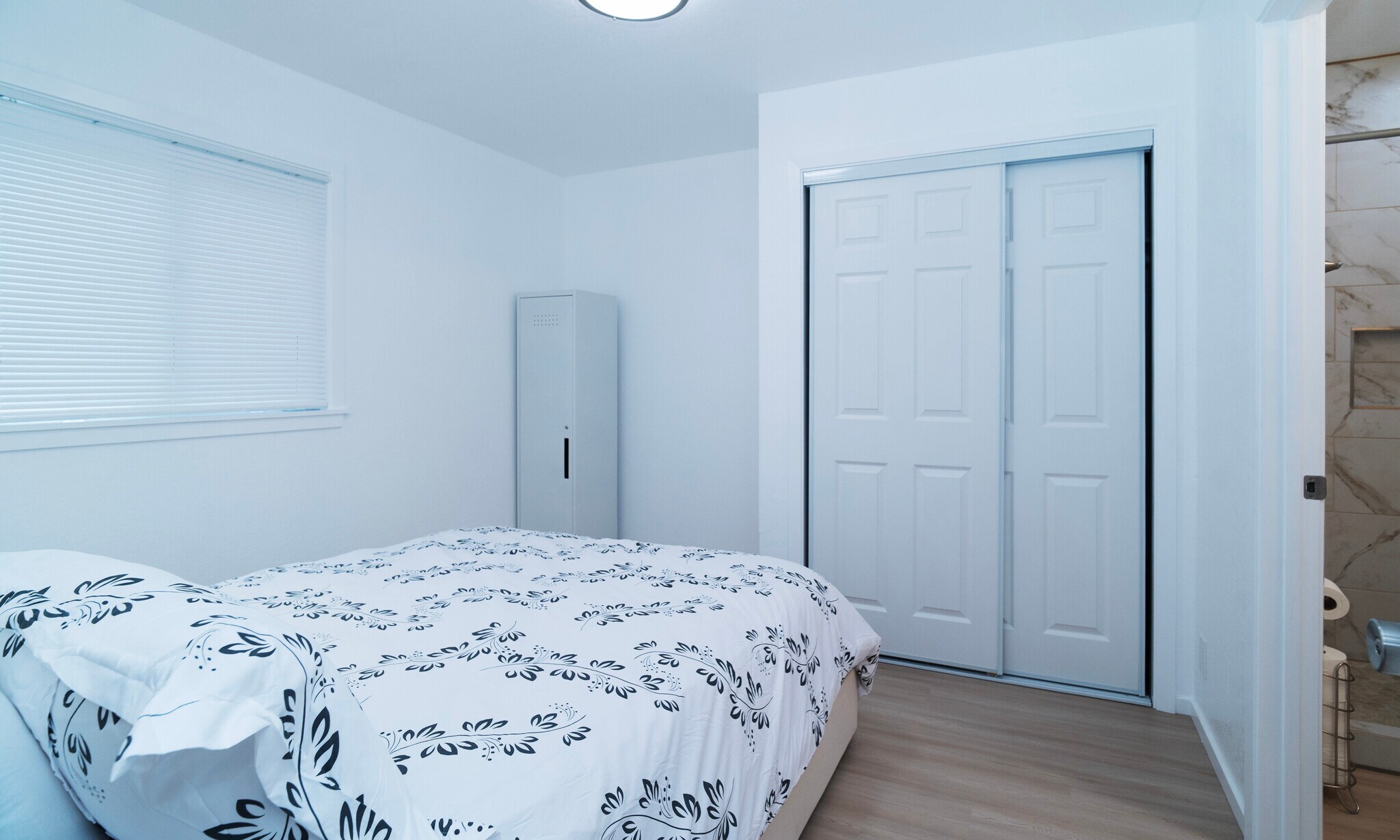 Building Photo - 730 Sunset Pky