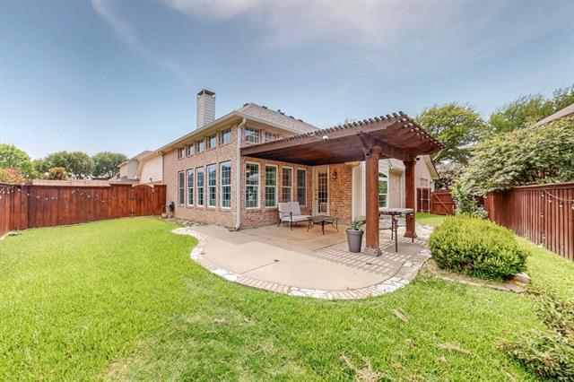 Building Photo - 9964 Madrone Dr