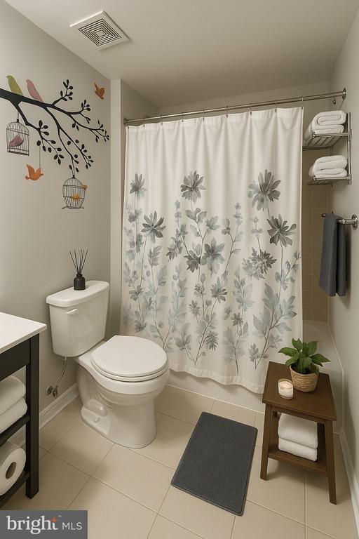 Building Photo - 43220 Thoroughfare Gap Terrace