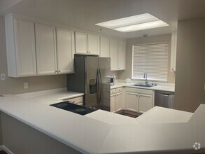 Building Photo - SUNNYVALE - Large (approx. 1,150 sq. ft.),...