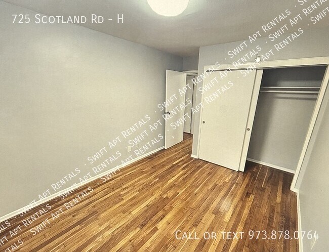 Building Photo - 725 Scotland Rd