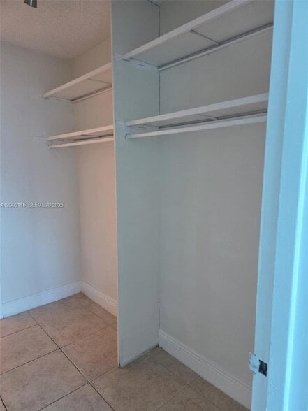 Building Photo - 1800 Sans Souci Blvd