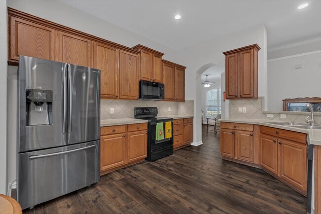 Building Photo - Herritage Ranch Gem