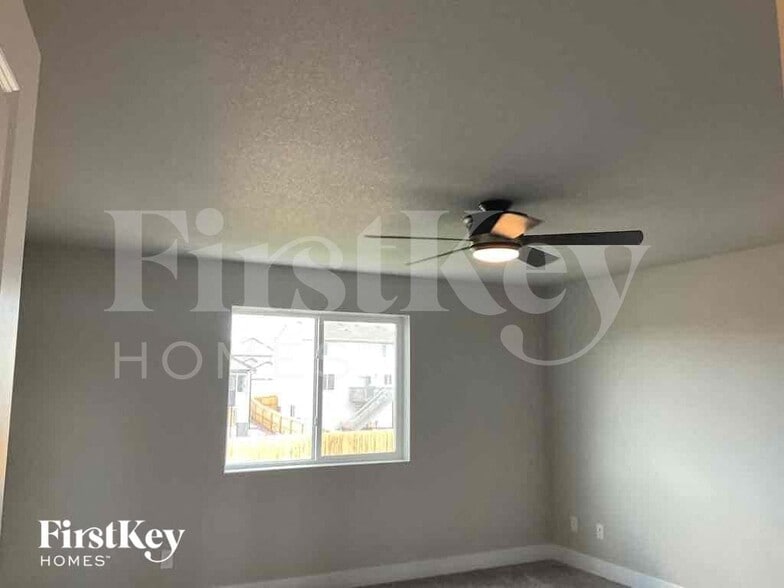 Building Photo - 6907 Akela Ln