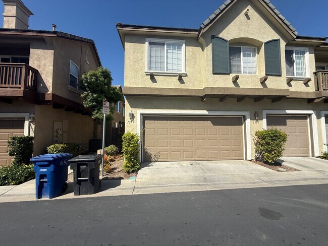 Building Photo - Beautiful Otay Ranch Home with Spacious Floor Plan and Private Backyard
