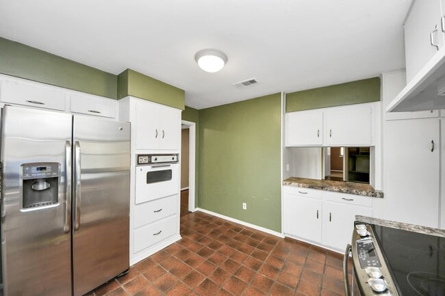 Building Photo - 10514 Haddington Dr