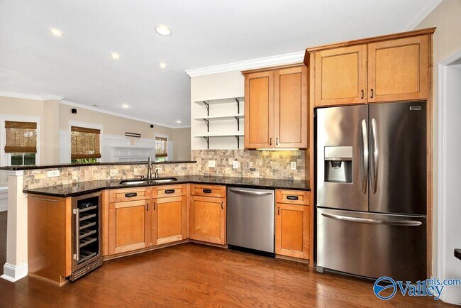 Building Photo - 4706 Old Maple Ct