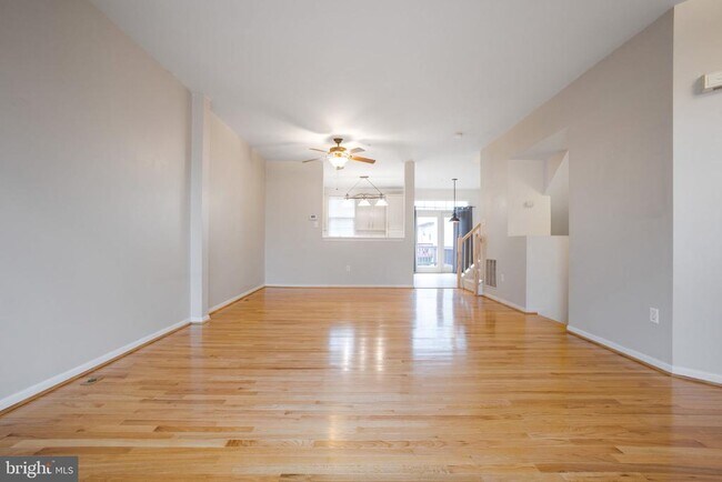 Building Photo - 13008 Shamrock Glen Dr