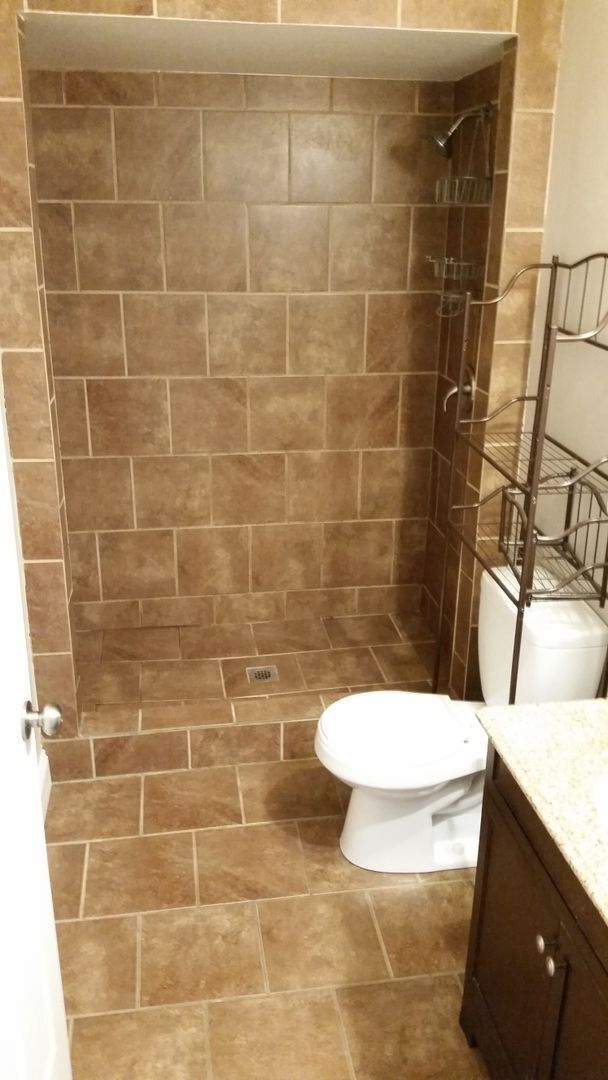 Building Photo - Charming 3 Bedroom Reno In South Side. Open Layout. Large Back Patio. A/C. Stainless. Designer Ki...