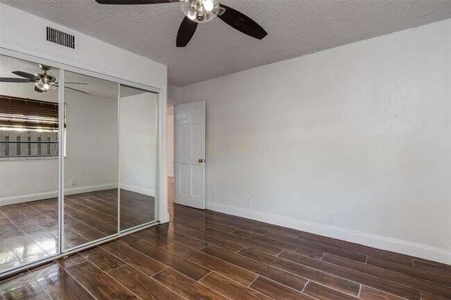 Building Photo - 7950 NW 11th Ct