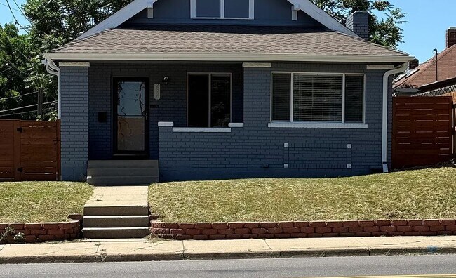 Primary Photo - 2340 W 38th Ave