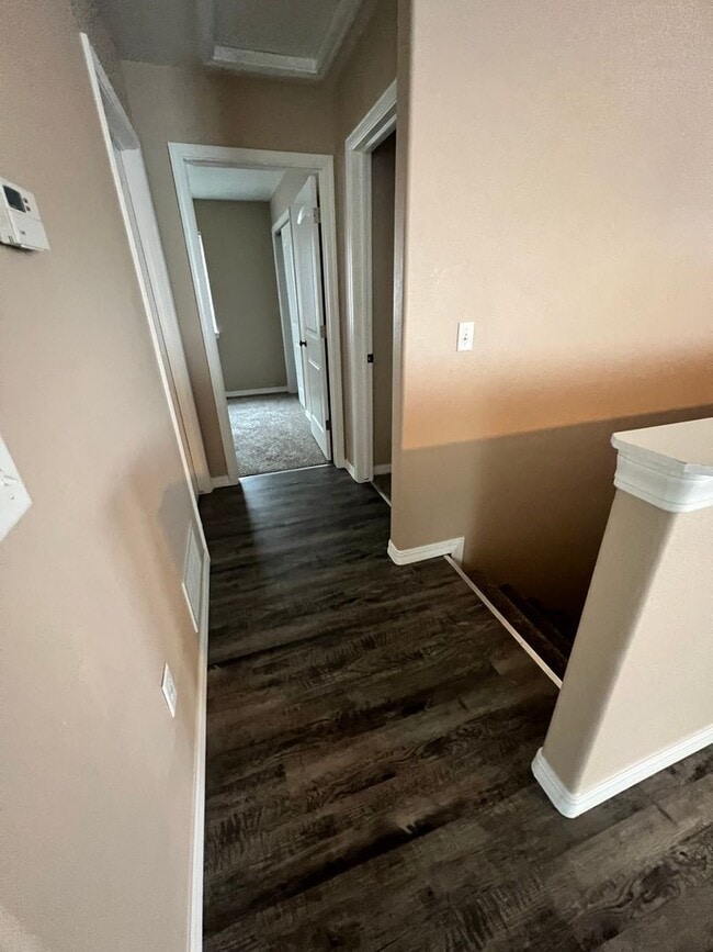 Building Photo - "Beautiful 4 Bedroom House For Rent" - Not furnished