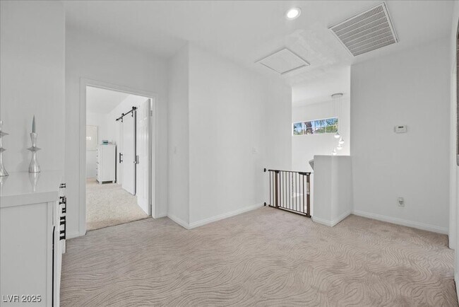 Building Photo - 750 Vortex Ave