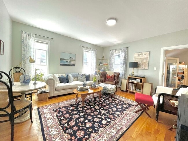 Building Photo - 89 Green St