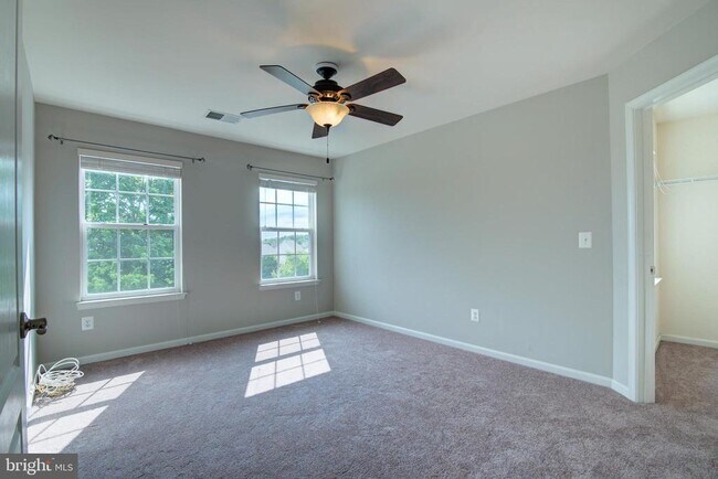 Building Photo - 13481 Arcadian Dr