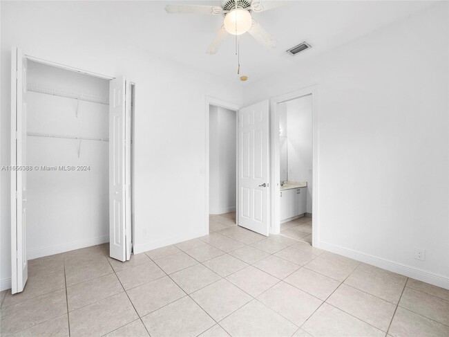 Building Photo - 6450 NW 106th Terrace