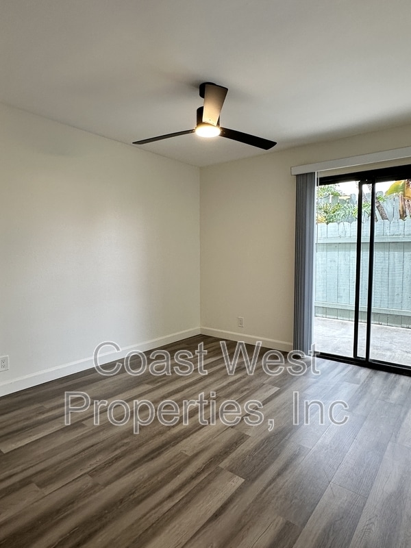 Building Photo - 382 Acacia Ave